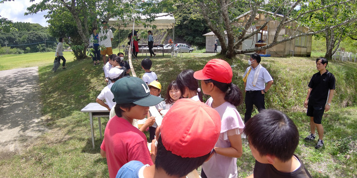 Center_0001_burst20230720123528010_